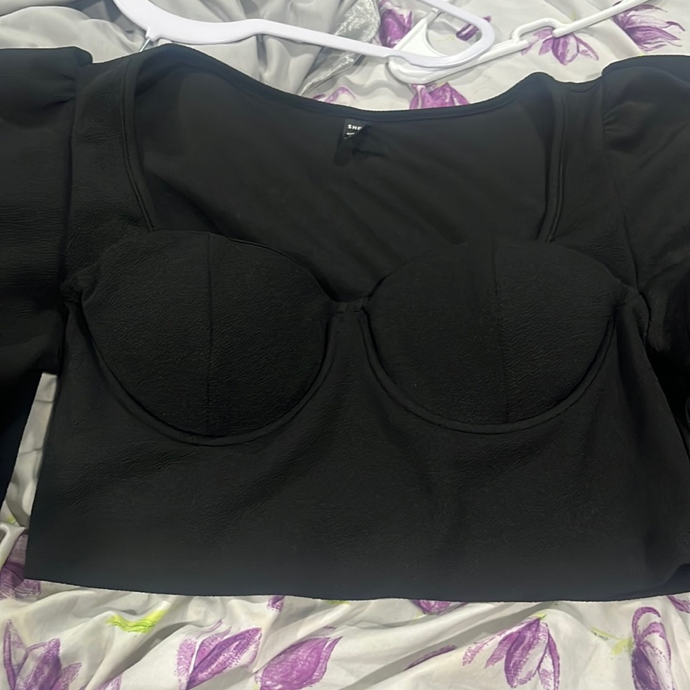 Black blouse crop top, extra large